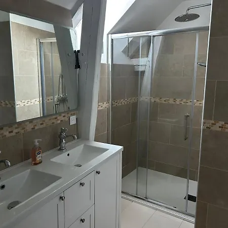 Spacieux 4 Personnes Avec Jacuzzi