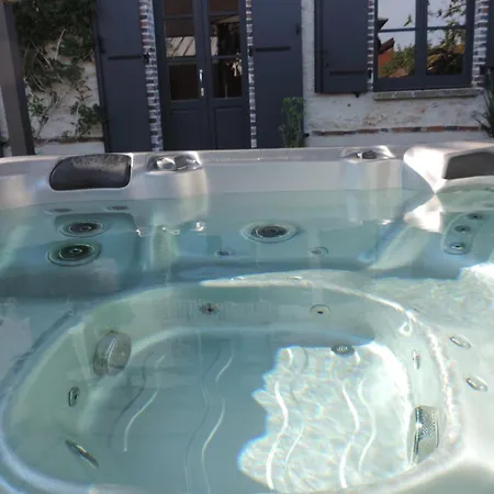 Spacieux 4 Personnes Avec Jacuzzi Holiday home