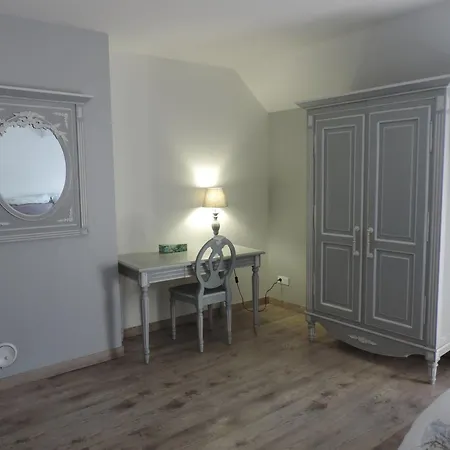 Spacieux 4 Personnes Avec Jacuzzi * Savins